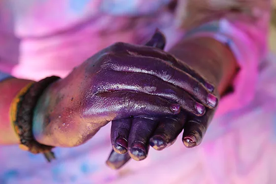 MONDE - LES MAINS